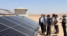 بازدید مدیرعامل شرکت آلومینای ایران از پروژه ساخت نیروگاه خورشیدی
