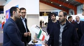 بازدید عضو کمیسیون صنایع و معادن از نمایشگاه توسعه صنعت مس در چشم‌انداز طرح کیمیا
