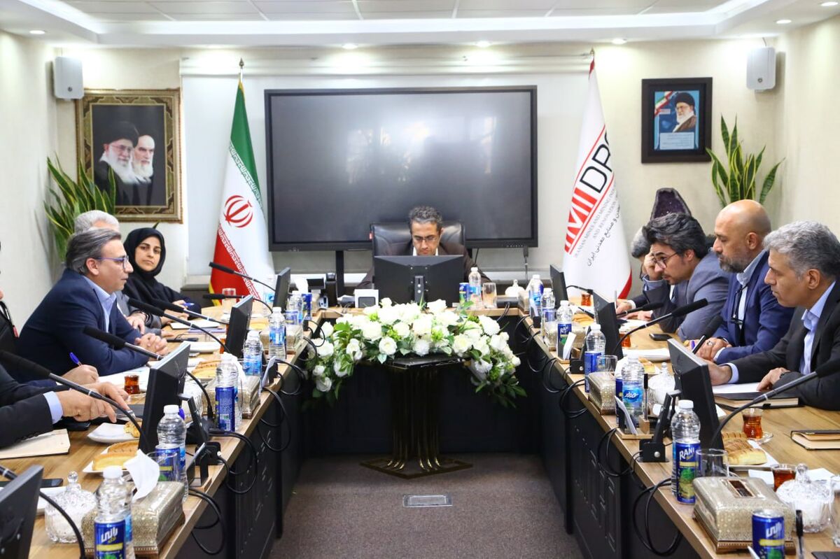 آقاجانلو: توسعه معاملات گواهی سپرده کالا حمایت از اقتصاد و تقویت تولید است
