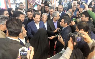 بازدید اتابک از غرفه ایمیدرو در هجدهمین نمایشگاه بین المللی ایران کانمین