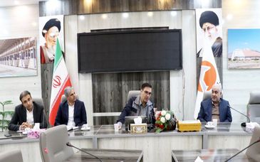 نشست صمیمی شورای اسلامی کار و تعدادی از بازنشستگان شرکت آلومینای ایران 