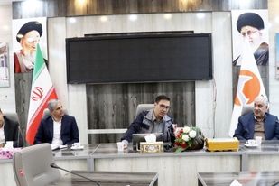 نشست صمیمی شورای اسلامی کار و تعدادی از بازنشستگان شرکت آلومینای ایران 