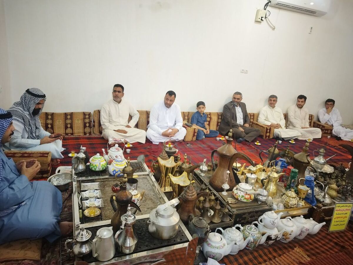  معاون منابع انسانی و امور اجتماعی فولاد خوزستان در عید فطر به دیدار بزرگان و ساکنان منطقه قعله‌چنعان و کارون رفت