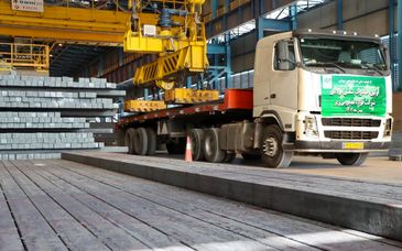 ارسال اولین محموله صادراتی شمش فولاد غدیر نی ریز