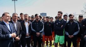 مدیرعامل مس ایران در تمرین تیم مس رفسنجان