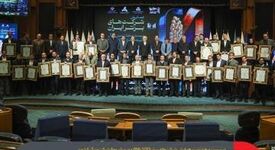  فولاد مبارکه تنها فولادساز در جمع ۱۰ شرکت برتر کشور/ درخشش فولاد مبارکه با کسب رتبه‌های اول فروش و بازده فروش در گروه فلزات آهنی و رتبه‌های سوم ارزش‌افزوده، سودآوری، اشتغال‌زایی و ارزش بازار