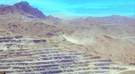 انتخاب پیمانکار عملیات استخراج و باطله‌برداری بخش غربی معادن سنگان