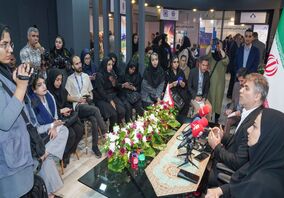 احمد فتاحی مدیر اکتشاف ایمیدرو در نشست خبری ایران اکسپو- غرفه ایمیدرو