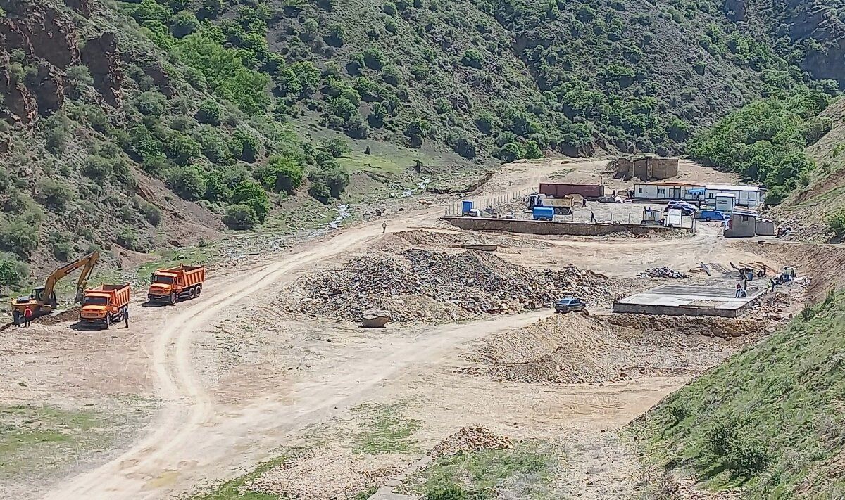 آغاز عملیات احداث کارخانه تصفیه زهاب اسیدی در معدن مس سونگون/حذف آلایندههای ورودی به رودخانه پخیرچای