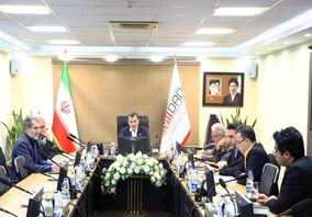 در جلسه پایش اهداف معدنی برنامه هفتم پیشرفت؛تأکید سمیعی‌نژاد بر تسریع در انجام تکالیف قانونی ایمیدرو در برنامه هفتم

