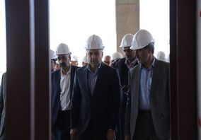 با همراهی نماینده و فرماندار شهربابک: مدیرعامل شرکت ملی مس از مراحل ساخت بیمارستان شهربابک بازدید کرد
