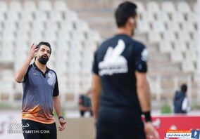 حمله تند یک استقلالی؛ نمی‌خواهم زالوها به پسرم بچسبند/ می‌دانم حذفم می‌کنند اما …/ مربیان میوه تره‌باری به لیگ ما وارد شده‌اند!