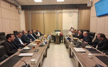 برگزاری نشست مشترک اپال کانی پارس و بانک صادرات با هدف تقویت همکاری‌های فی مابین جهت تامین منابع مالی تولید و طرح های توسعه ای 