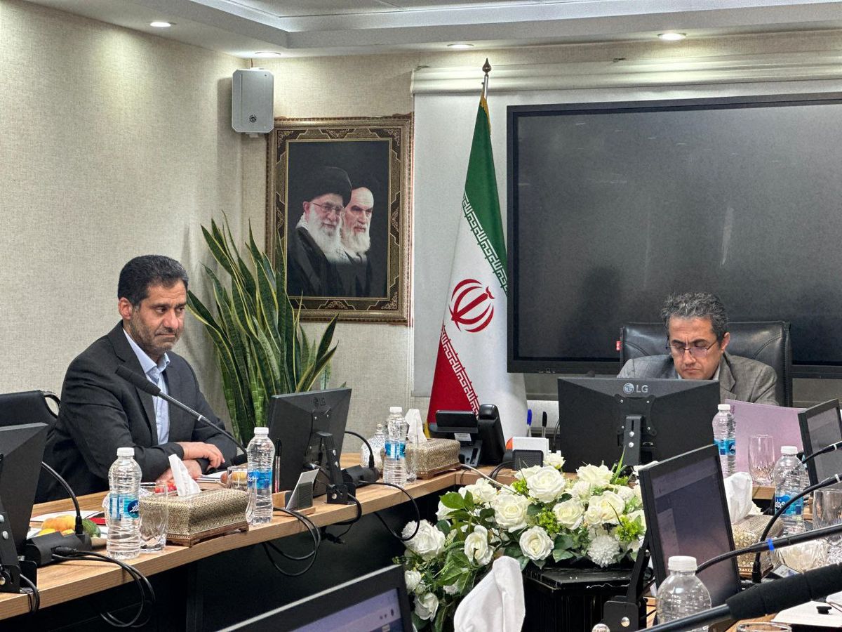 تاکید اقاجانلو بر انضباط واداره اقتصادی باشگاههای معدنی و صنایع معدنی/ تعیین استراتژی به روز در اولویت باشگاه ها قرار گیرد