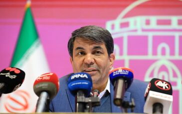 نشست استاندار کرمان با اهالی رسانه؛ راهکارهای خروج از بحران کشاورزی تا ساماندهی معادن

