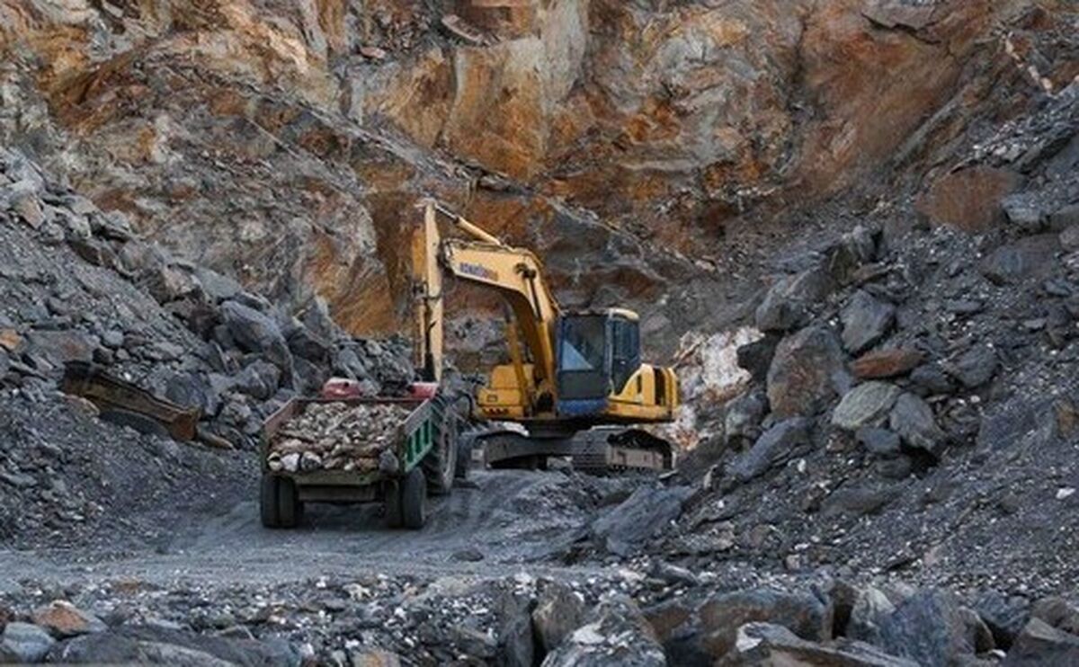  معادن سیلیس در کمین سنگ نگاره های باستانی تیمره