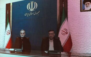 گزارش تصویری| افتتاح برخط کارخانه تیتانیوم کهنوج توسط رئیس‌جمهور