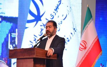 دستاوردهای بزرگ کشور مدیون بخش تولید است/ حمایت فولاد مبارکه و برخی شرکت های صنعتی دیگر در انتقال آب از دریای عمان به فلات مرکزی