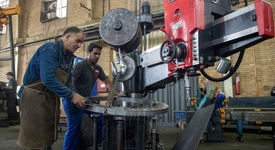 تولید در سایه ابهام

