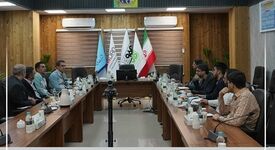 معاون اقتصادی مرکز پژوهش های مجلس شورای اسلامی از روند بازسازی واحدهای آسیب دیده فولاد سفیددشت بازدید کرد