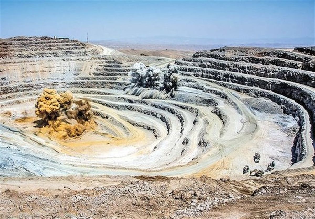 معدن: ناجی اقتصاد ایران