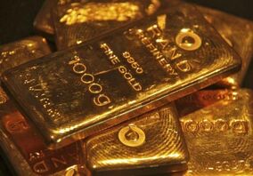 طلای جهانی در اوج ماند
