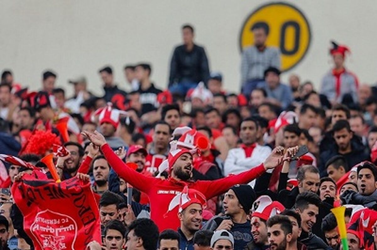 زنوزی: استوکس آن بلا‌ها را سر تراکتور آورد، اما پرسپولیس او را خرید/ بازیکنان را با پول خودم جذب کرده‌ام