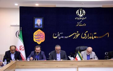پیگیری احداث نیروگاه خورشیدی فولاد اکسین خوزستان به عنوان زیر ساخت موردنیاز/ مسکن کارگری باتوجه به سیاست‌های وزارت‌ تعاون، کار و رفاه‌اجتماعی در اولویت هلدینگ صبا انرژی است