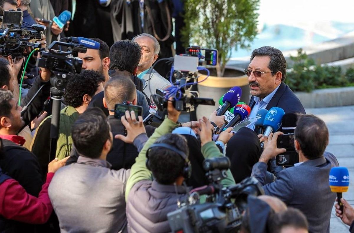 انتقاد تند وزیر صمت به قطع کامل برق صنایع بزرگ در 15 روز آینده