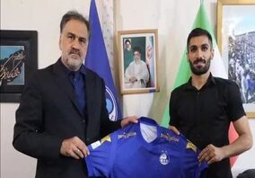 رسمی؛ مدافع ملی پوش استقلال جدا شد

