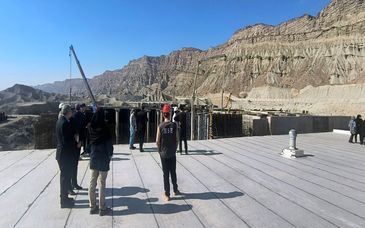 حضور خبرنگاران در سایت مخازن ذخیره آب طرح ساماندهی پساب بندرعباس