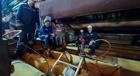 تصاویری از تلاش و زحمات همکاران در اجرای تعمیرات پیشگیرانه هفتگی (PM) در نواحی گرم و سرد خط تولید شرکت، با مشارکت واحدهای برق، مکانیک و خدمات صنعتی