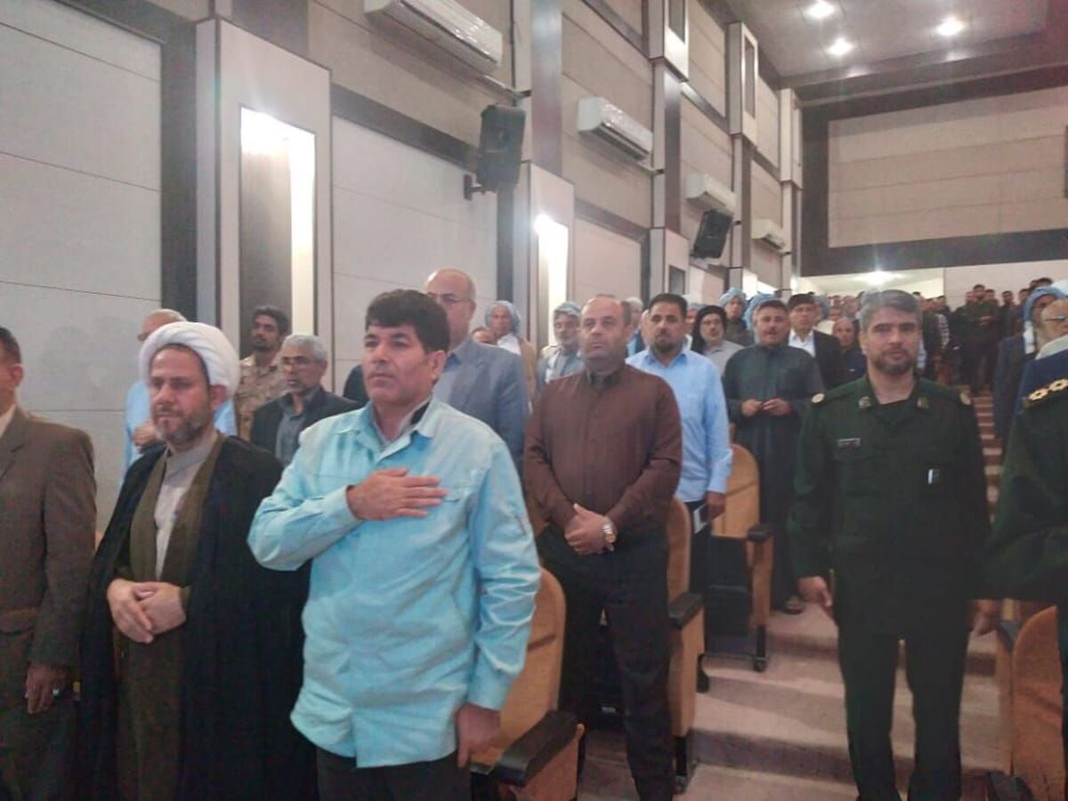 حضور مدیر منابع انسانی شرکت صنعت فولاد شادگان در همایش روشنگری جهاد تبیین