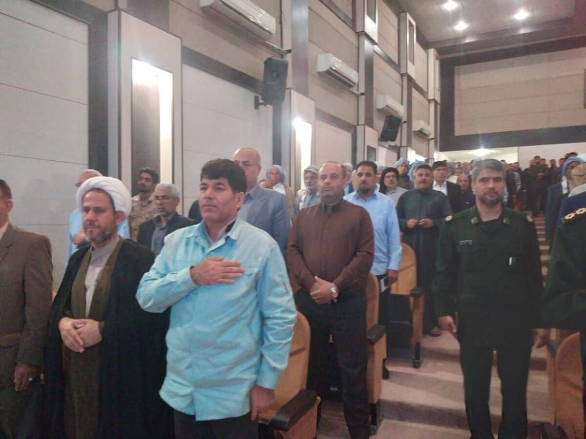 حضور مدیر منابع انسانی شرکت صنعت فولاد شادگان در همایش روشنگری جهاد تبیین