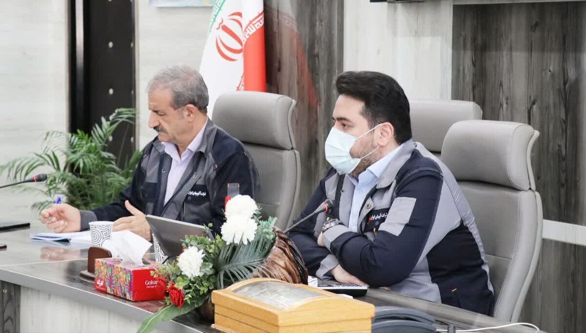 نشست صمیمی مدیرعامل و جمعی از مدیران شرکت آلومینای ایران با اعضای شورای اسلامی کار
