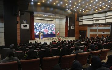 آیین تجلیل از بانوان شاغل در منطقه گل‌گهر 