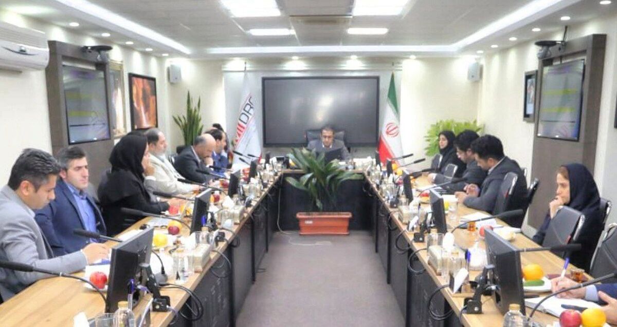 مهندس آقاجانلو: عملکرد شرکت های زیرمجموعه، ملاک حمایت ایمیدرو است 
