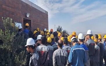 اعتراض کارگران کارخانه کک‌سازی طبس به عدم افزایش حقوق