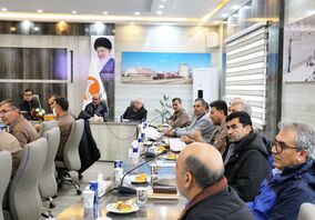 برگزاری جلسه شورای معاونین و مدیران شرکت آلومینای ایران با حضور دکتر بادکوبه 
