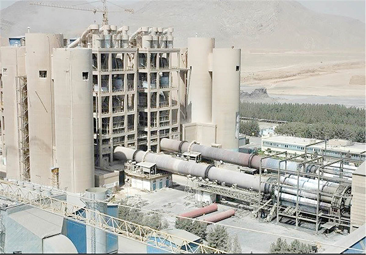 فعلا با وجود ذخایر کمبود سیمان نداریم