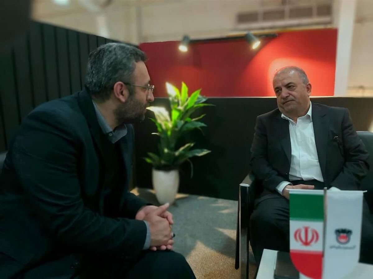 سرپرست معاونت بازرگانی ذوب آهن اصفهان در بیستمین نمایشگاه ایران متافو