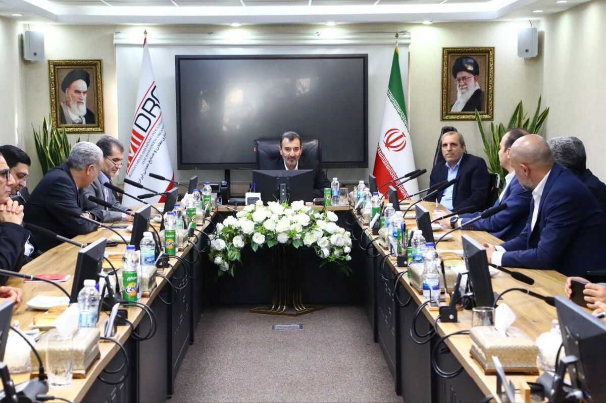 آئین معارفه مدیر حقوقی ایمیدرو با حضور سمیعی نژاد