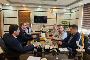 فرماندار کلیبر در دیدار از مجتمع نفلین سینیت:فعالیت معادن باید فراتر از استخراج باشد