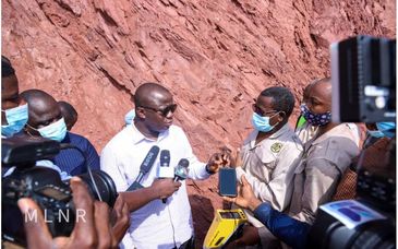 ذخایر بزرگ سنگ آهن در کشور غنا کشف شد