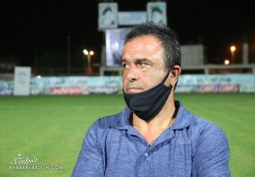 سبک بازی بازیکن پرسپولیس را اصلا نمی پسندم/ قهرمانی تیم یحیی؟ استقلال قطعا امتیاز از دست می دهد

