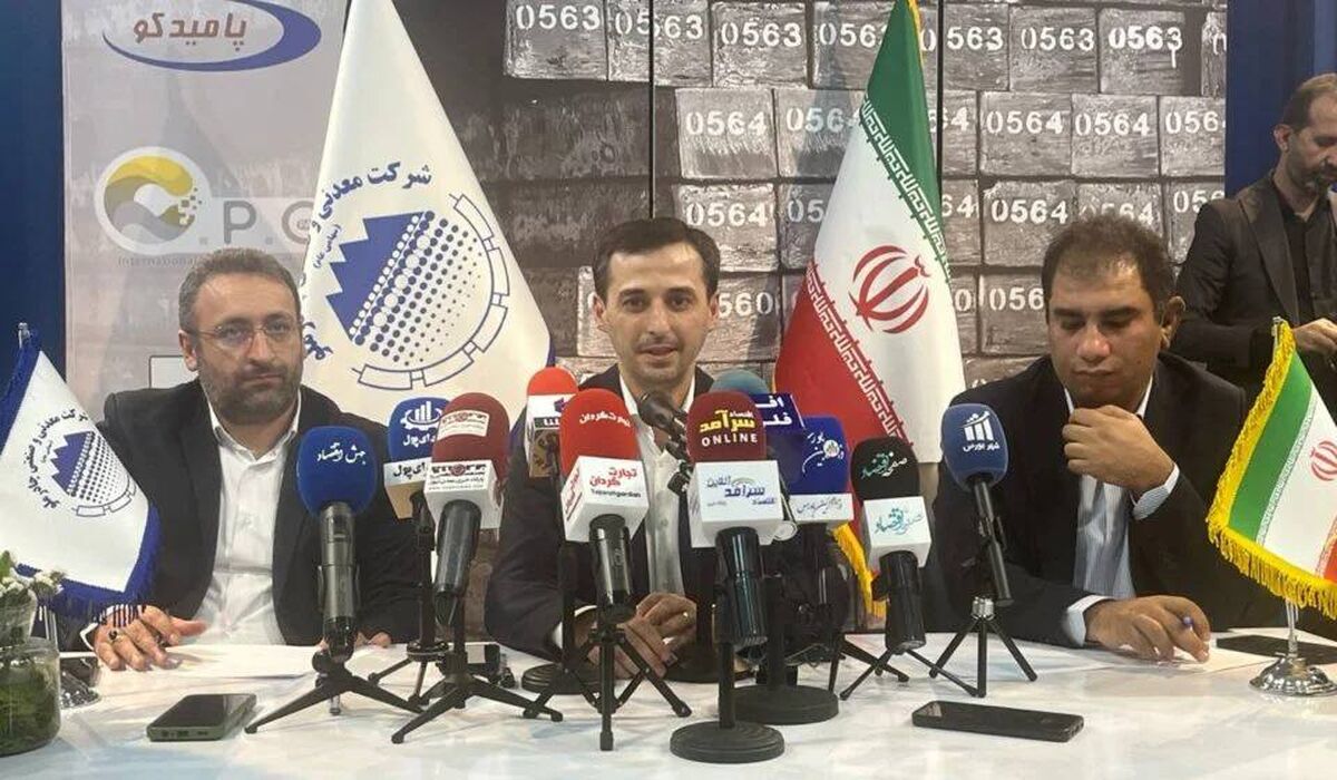 رشد ۶۱ درصدی درآمد و توسعه گسترده انرژی‌های تجدیدپذیر در چادرملو