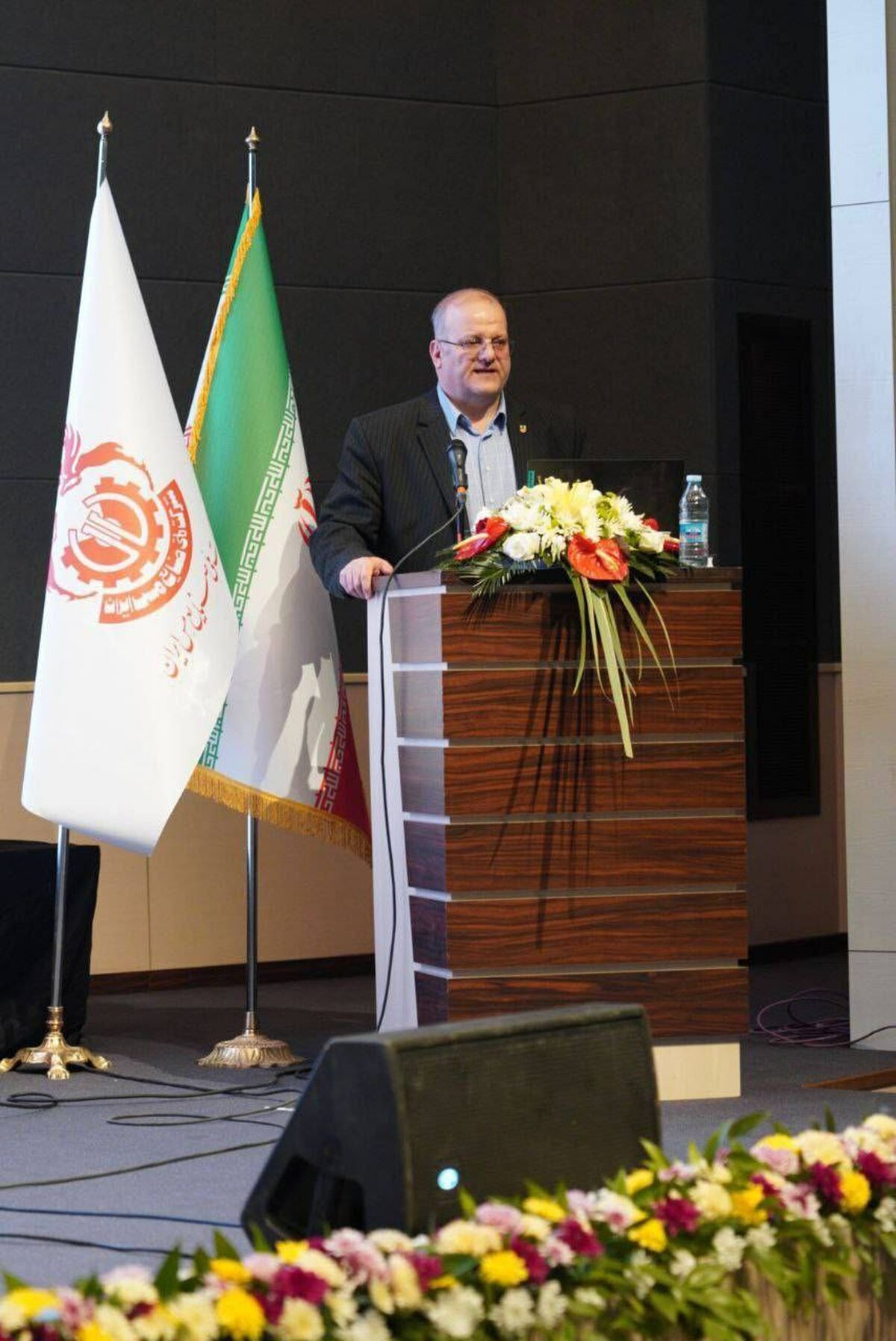 نشست تخصصی صنایع بزرگ و کوچک استان در تأمین نیاز زنجیره مس در کرمان برگزار شد