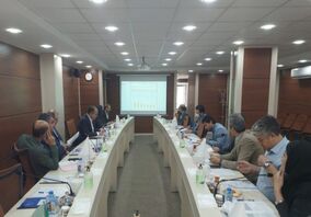 حرکت بر فراز شاخص ها