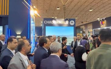 بازدید وزیر صمت از غرفه چادرملو در متافو تبریز