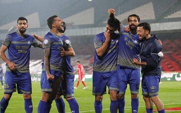 این دو ستاره جشن قهرمانی استقلال را خاص می کنند

